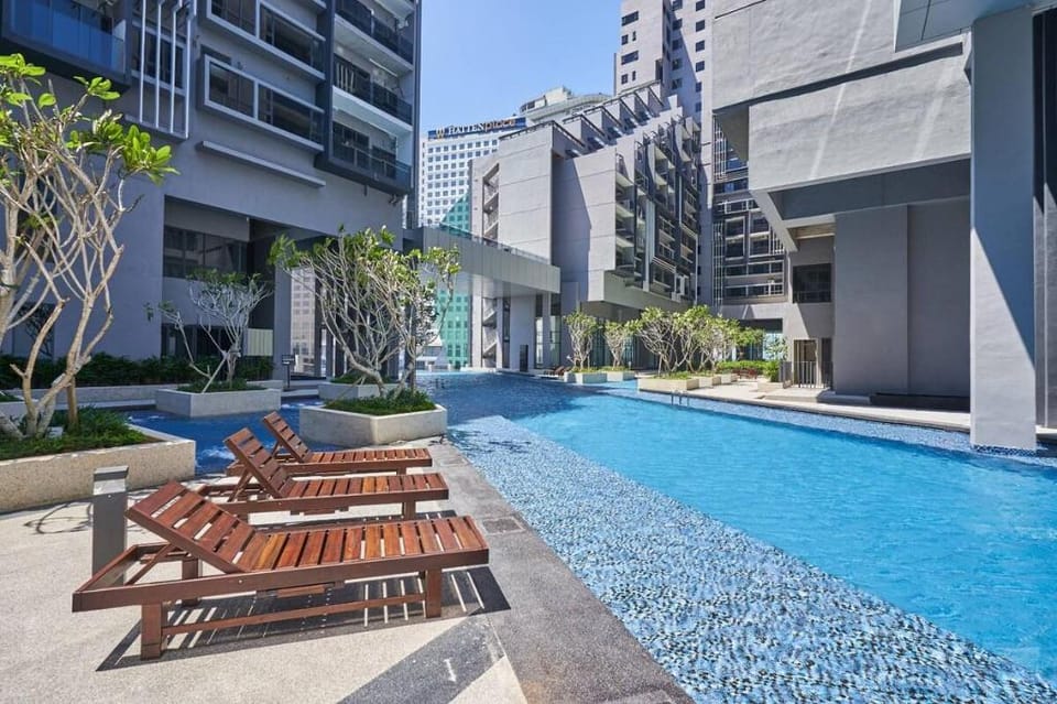 MJHolidayB2238{ElegantSuite}FullSeaView+SunSetView Apartment in Malacca