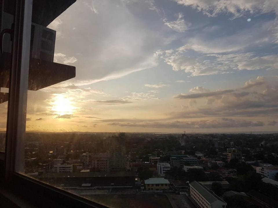 Keys 'N Places Holiday Rentals @ Avida Aspira Apartment in Cagayan de Oro