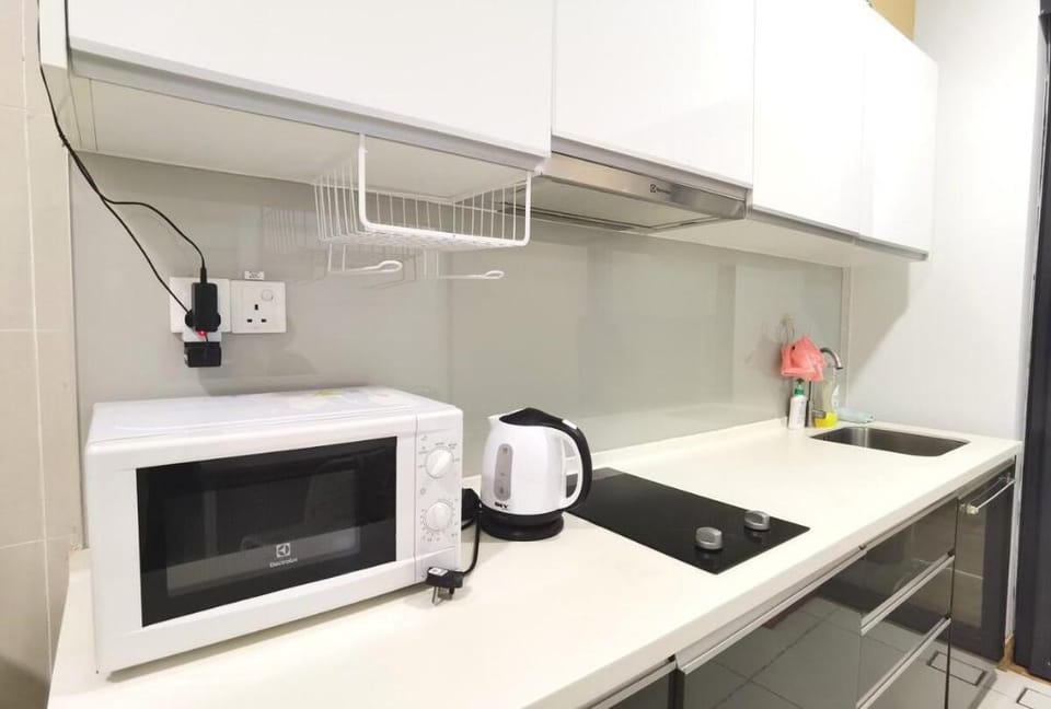 Cozy Apt near LRT Universiti, Kuala Lumpur (2BR) Apartment in Petaling Jaya