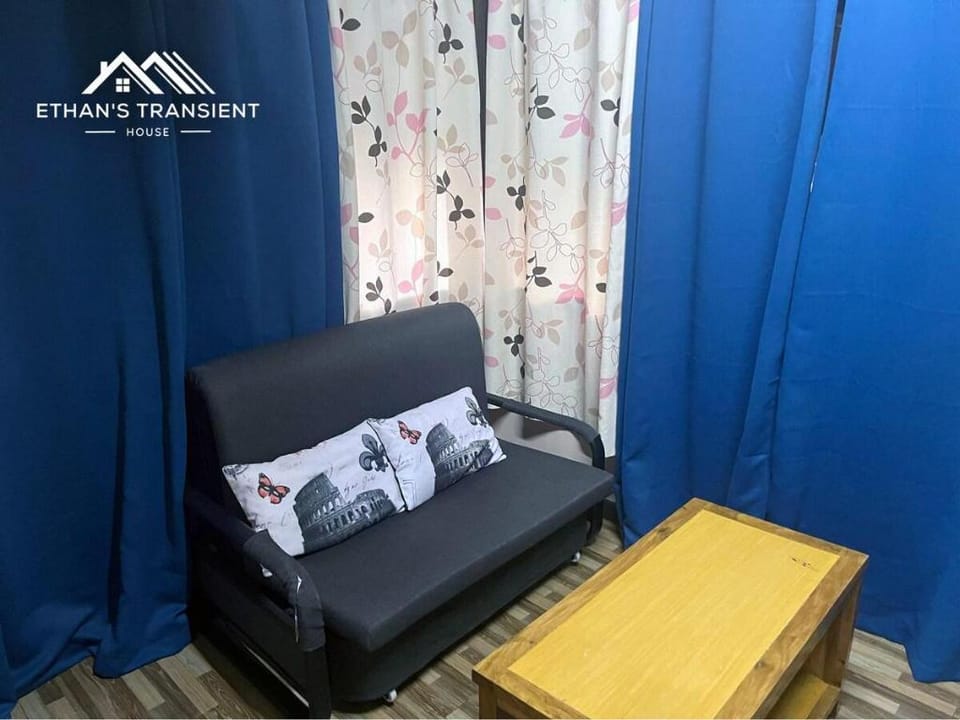 Ethan Transient House in San Juan (2-4 pax) Vacation rental in San Juan