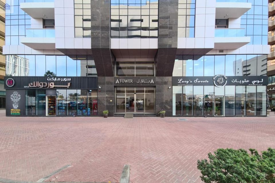 Luxe Apt With Incredible Panoramic Downtown View Apartment in Dubai