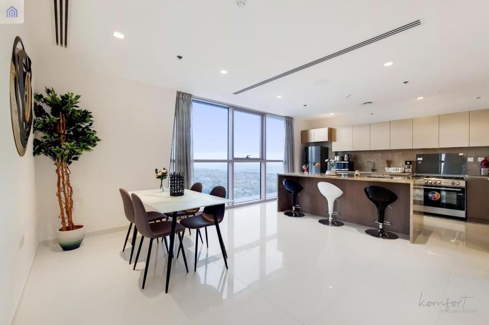 Lavish High-Rise With Downtown Panoramic Views Apartment in Dubai