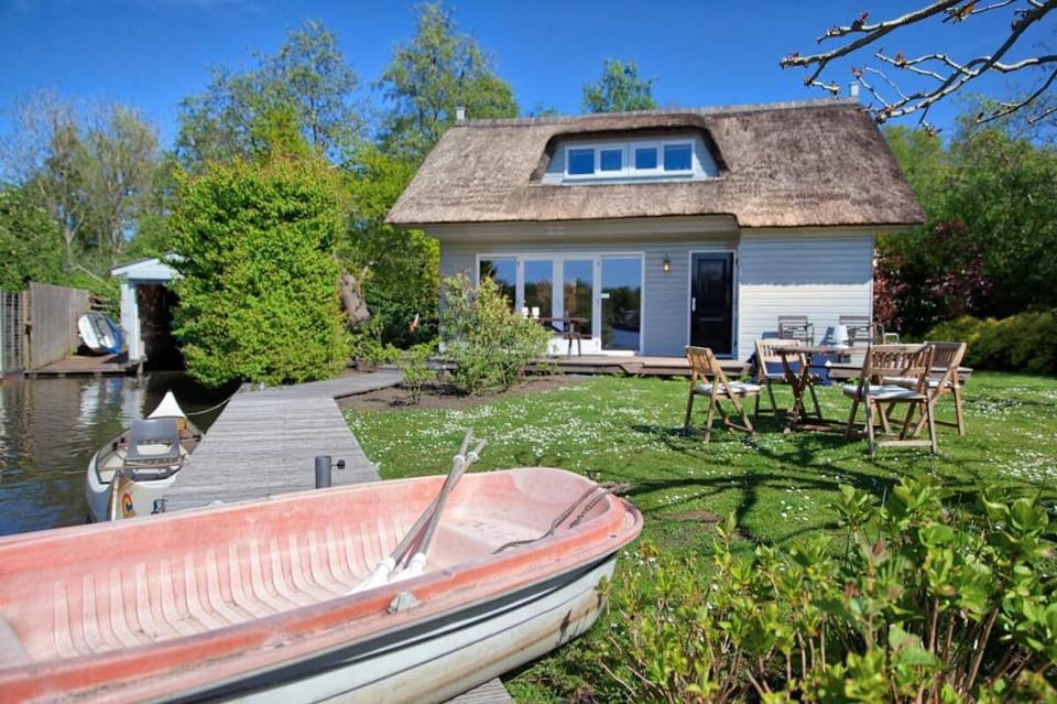 Lakehouse-  3 bdrm- 4- 6 persons Vacation rental in Drenthe (province)