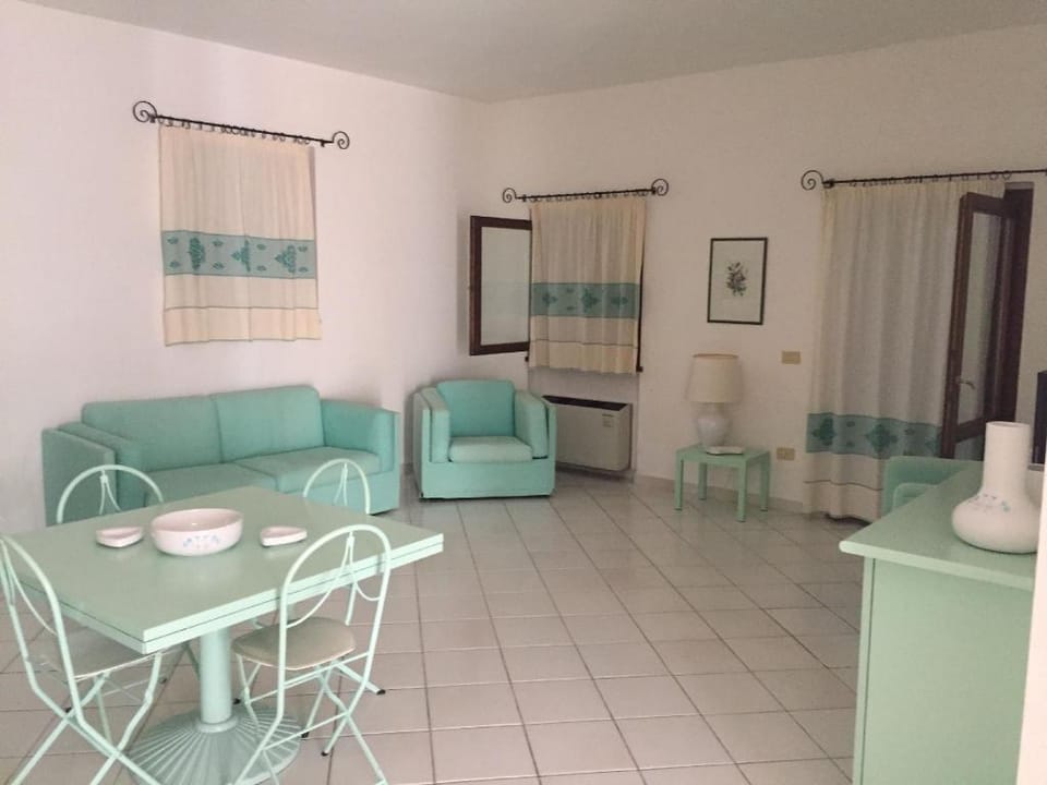 Appartamento bilocale in residence turistico  Apartment in Sardinia
