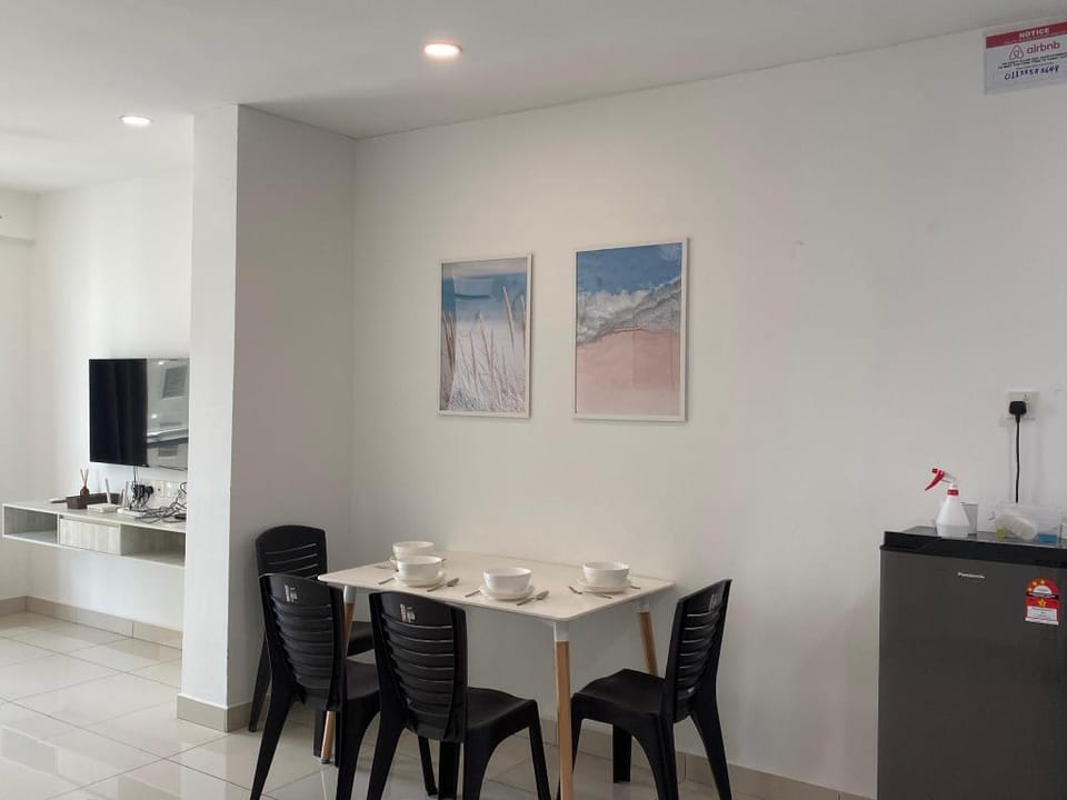 Joyful Home | 1R1B | Gurney | GeorgeTown | 1~6pax Apartment in George Town
