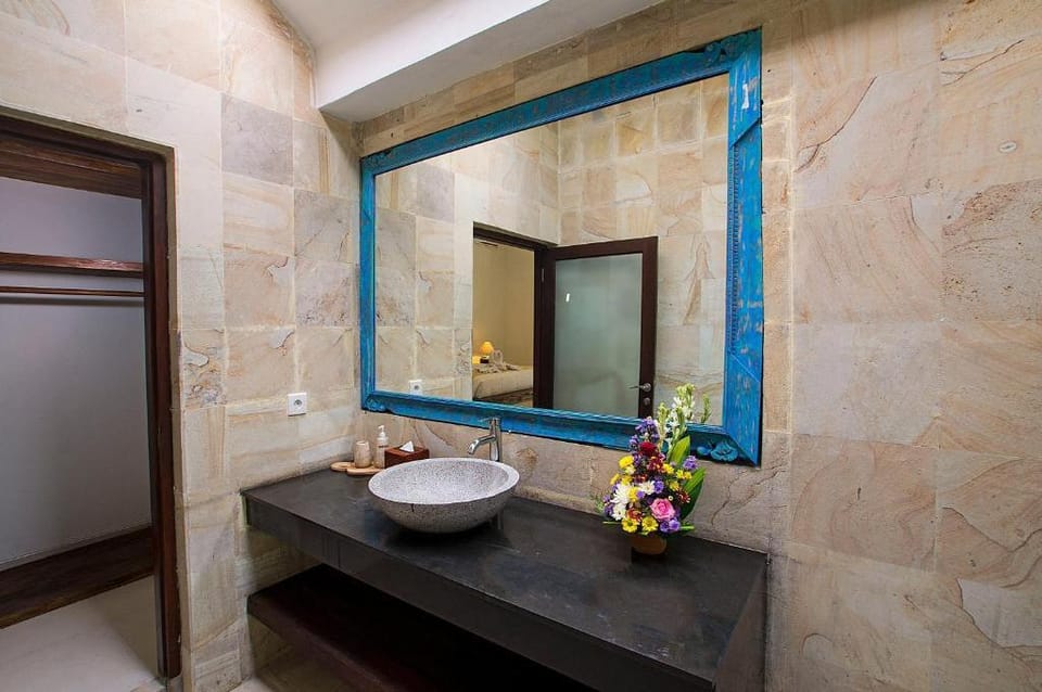 Cozy and Comfortable 5BDR Villa at Seminyak Villa in Kuta