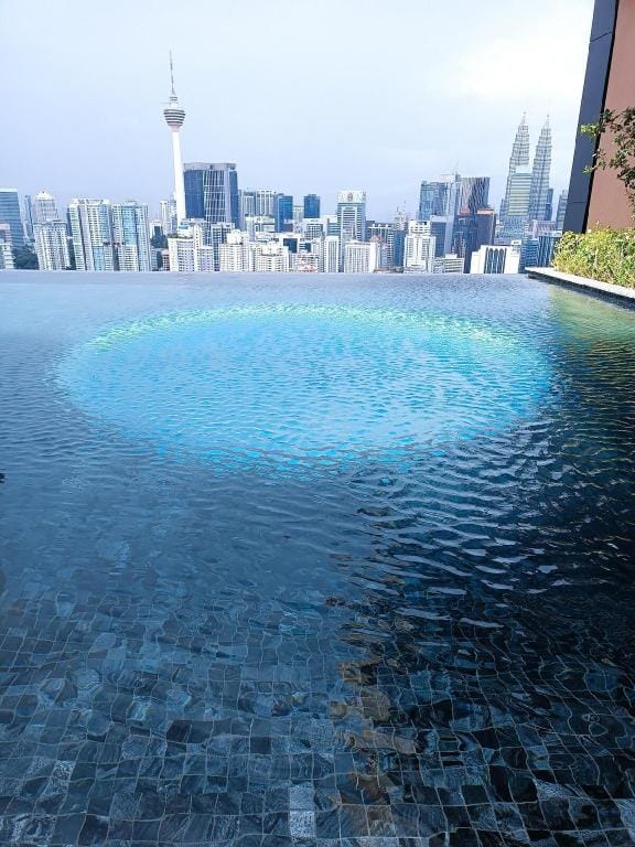 Family Luxury Suites Kuala Lumpur | Infinity pool Vacation rental in Federal Territory of Kuala Lumpur