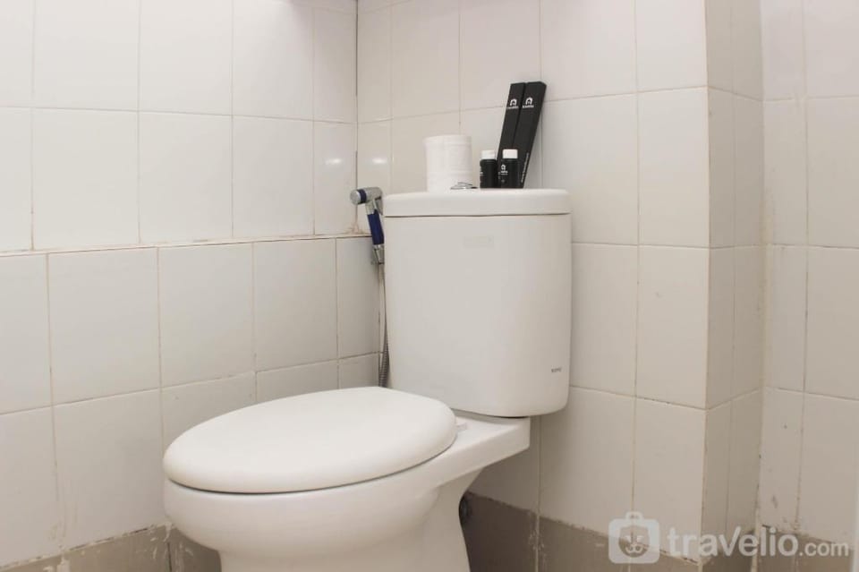Nice Comfortable Studio Bassura City By Travelio Apartment in Jakarta