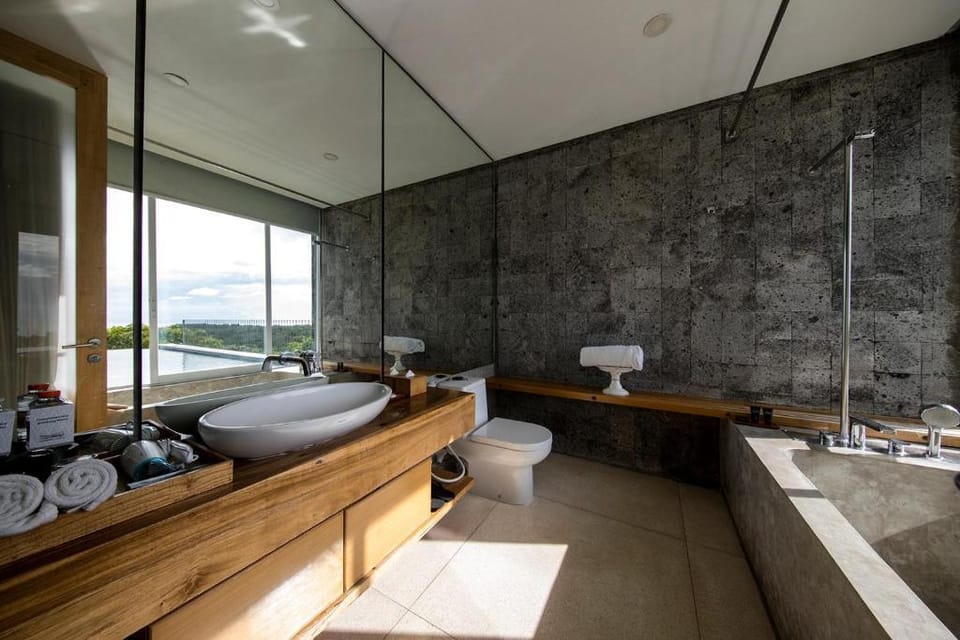 One Bedroom Deluxe Pool Suite Vacation rental in Bali