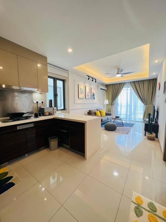 R&F SeaView Dual Key unit by Anju Apartment in Johor Bahru
