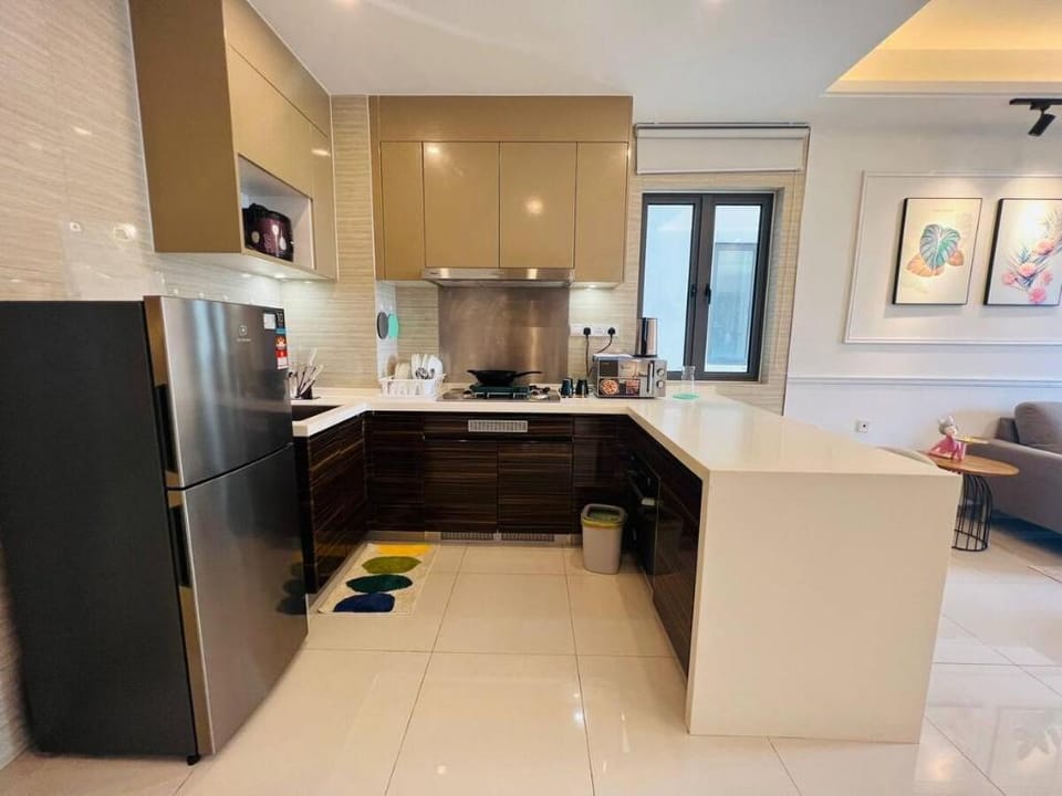 R&F SeaView Dual Key unit by Anju Apartment in Johor Bahru