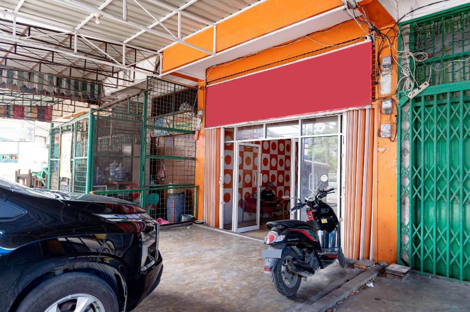 RedDoorz Near RSUD Dr. Pringadi Medan 3 Hotel in Indonesia