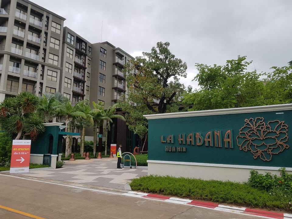La Habana Condo Huahin คอนโดหัวหิน By JP Family Apartment in Nong Kae