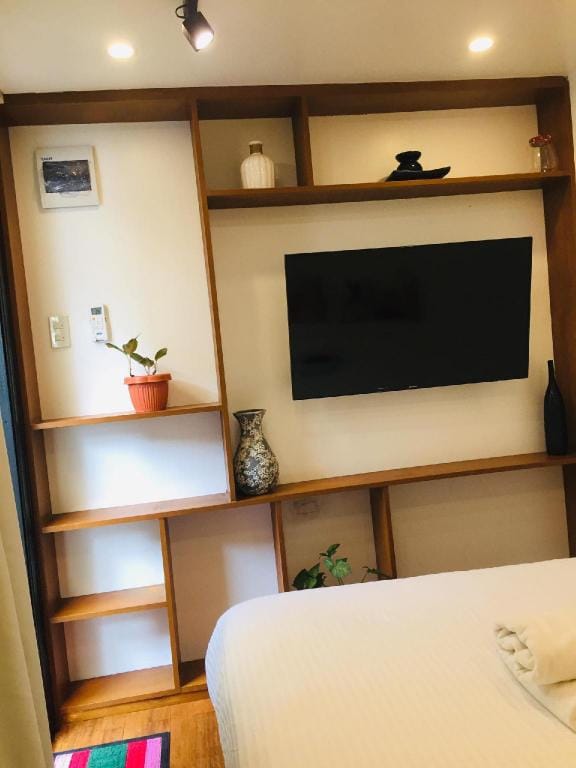 CONTAINER HOME MANDALUYONG | N05 (F) Vacation rental in Mandaluyong