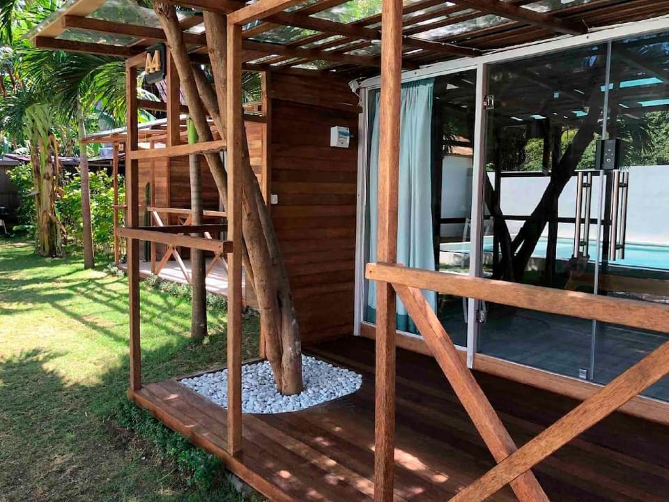 WOW! Bungalows A Vacation rental in Kuta Selatan