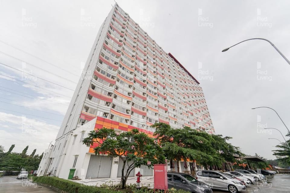 RedLiving Apartemen Riverview Residence - Alima View Tower Mahakam Hotel in West Java