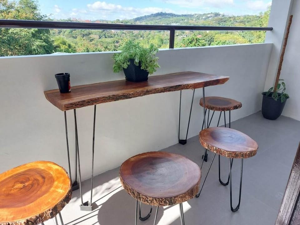Serene Victoria Apartment in Antipolo
