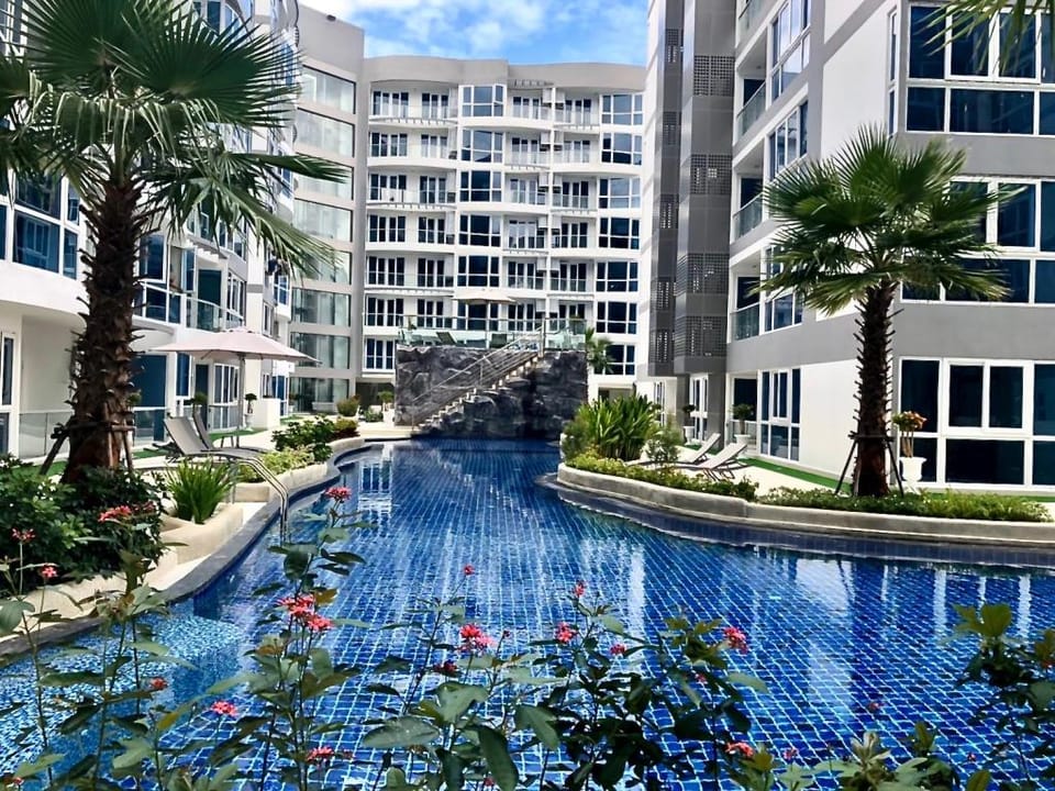 Luxury Condo B3 by Pattaya City Estates Apartment in Pattaya City