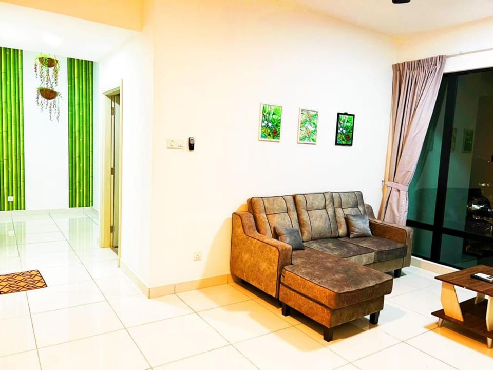 Mid Valley S09 Southkey Mosaic 2BR by GreatDay Apartment in Johor Bahru