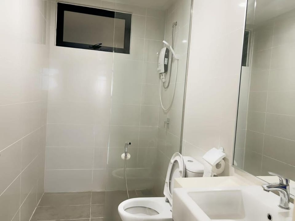 Mid Valley S09 Southkey Mosaic 2BR by GreatDay Apartment in Johor Bahru