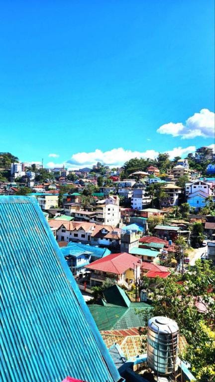 Chic & Affordable Spacious Home Vacation rental in Baguio