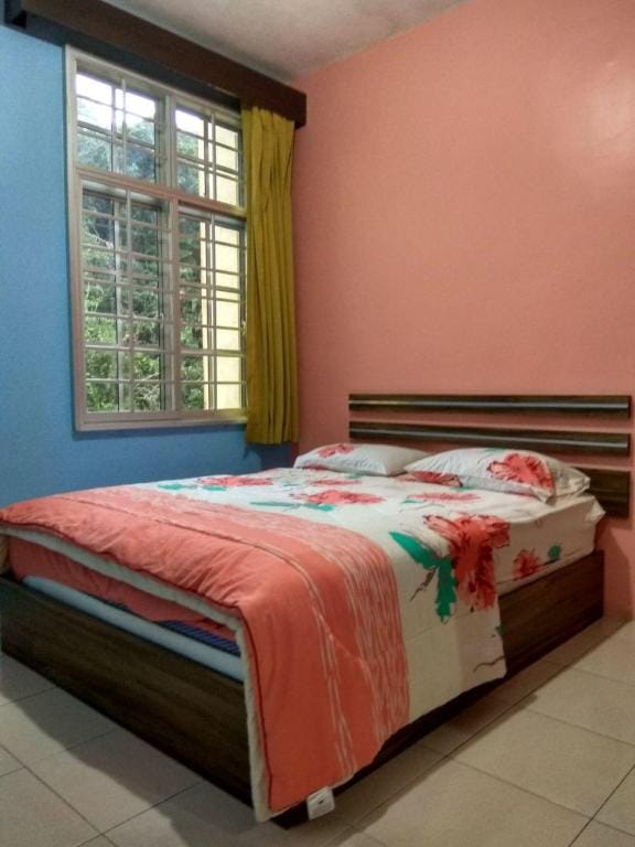 Tenang & Tranquil Muslim Homestay @ Cameron Apartment in Brinchang