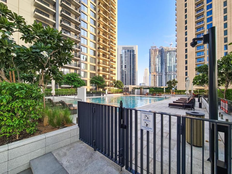 Incredible Waterfront Apt with Panoramic Views Apartment in Dubai