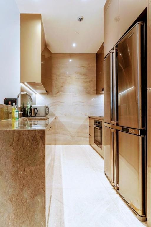The Rixx Magnificent Apartment D1/pool/gym/Netflix Apartment in Ho Chi Minh City