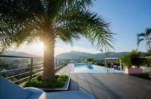 Modern apartment with panoramic swimming pool Apartment in Chalong