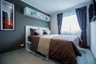 Modern apartment with panoramic swimming pool Apartment in Chalong