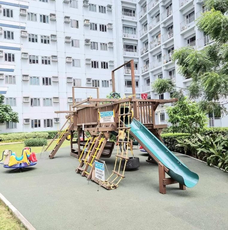 VictoriansHome @ The Grass Residences, SM North Bridgeway, MRT & Transport Hub Vacation rental in Quezon City