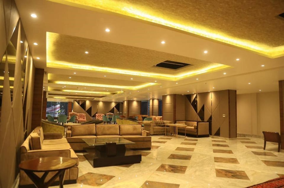Sapphire Sky Hotel Hotel in Dehradun