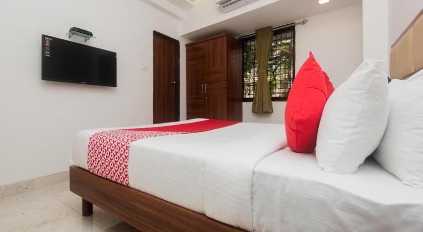 Hotel Grand Plaza Hotel in Mumbai