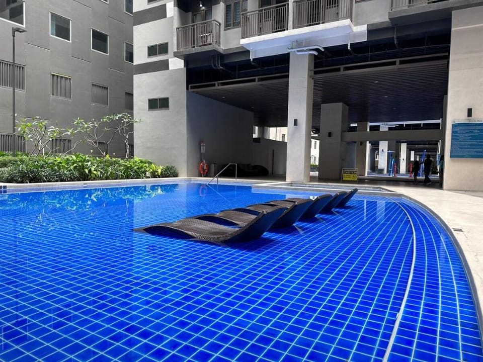 Modern Suite @ Moa complex near Naia, Ccp , Dfa Apartment in Pasay