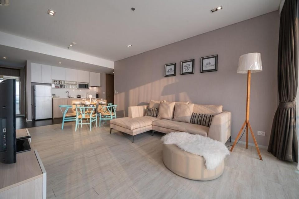 Luxury 3BR Beachfront | Veranda Residence Pattaya Apartment in Pattaya City