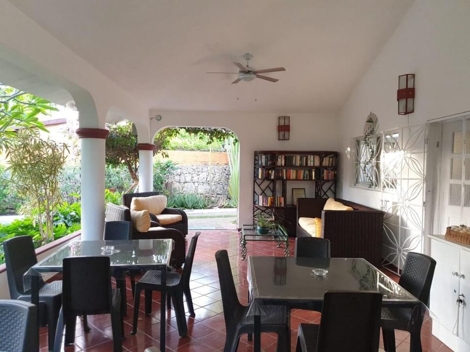Lambi, wraps you like its shell Vacation rental in Dominicus