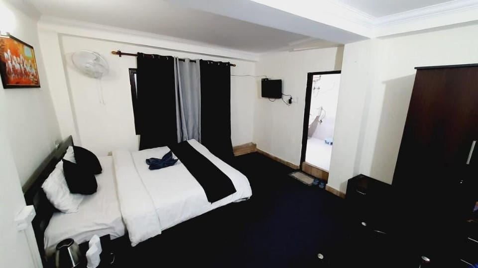 TNF Nature stay ||Private Room|Best sunset|Parking Vacation rental in Shimla