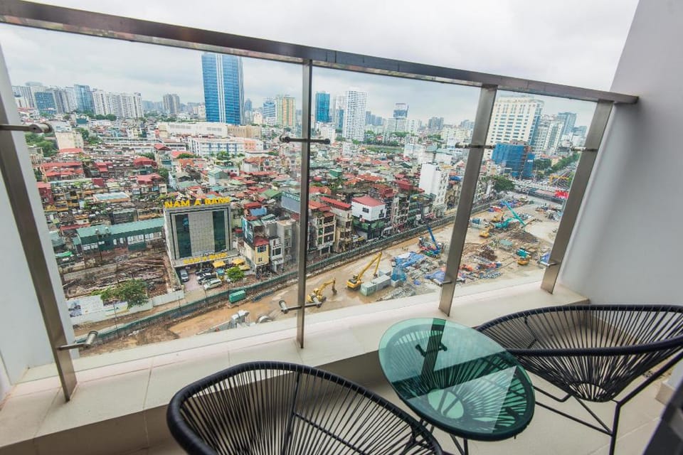 LUXURY VINHOMES METROPOLIS TWOBEDROOM IN HANOI Apartment in Hanoi