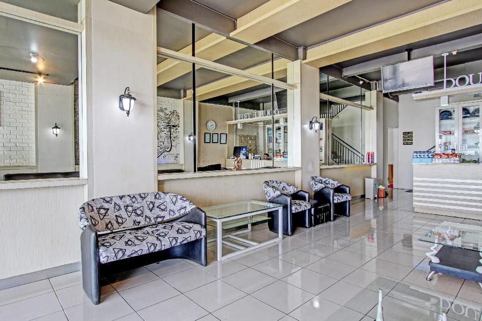 Capital O 92295 Double Tree Hotel in Indonesia