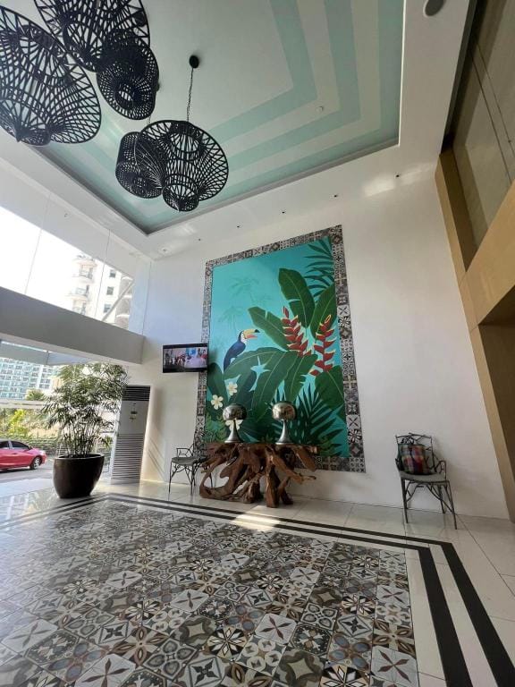 PJ’s Gold Room Staycation at Azure Urban Residence Vacation rental in Paranaque