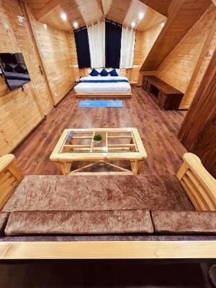 The Retreat Cottage - Woodland Escape Villa in Himachal Pradesh
