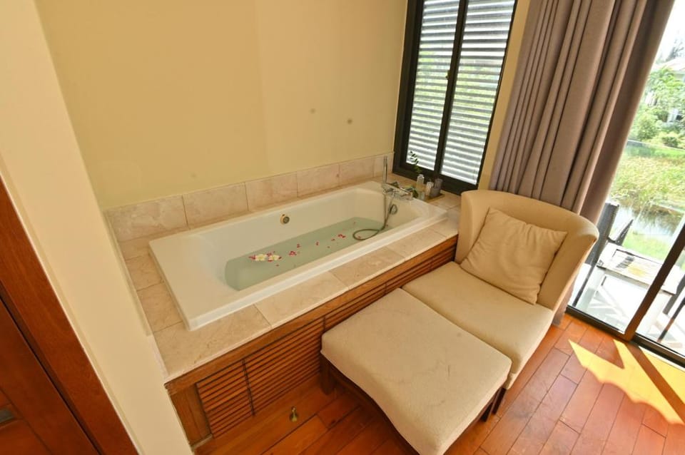 Perfect 3 Bedroom Villas Private pool at Da Nang Villa in Hoa Hai