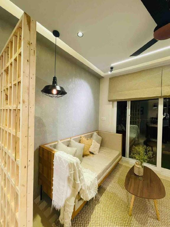 Opulent 2bedroom rustic chic apt in bharatiya city Apartment in Bengaluru
