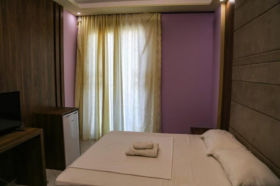 Lovely Room to let in Shengjin Apartment in Europe