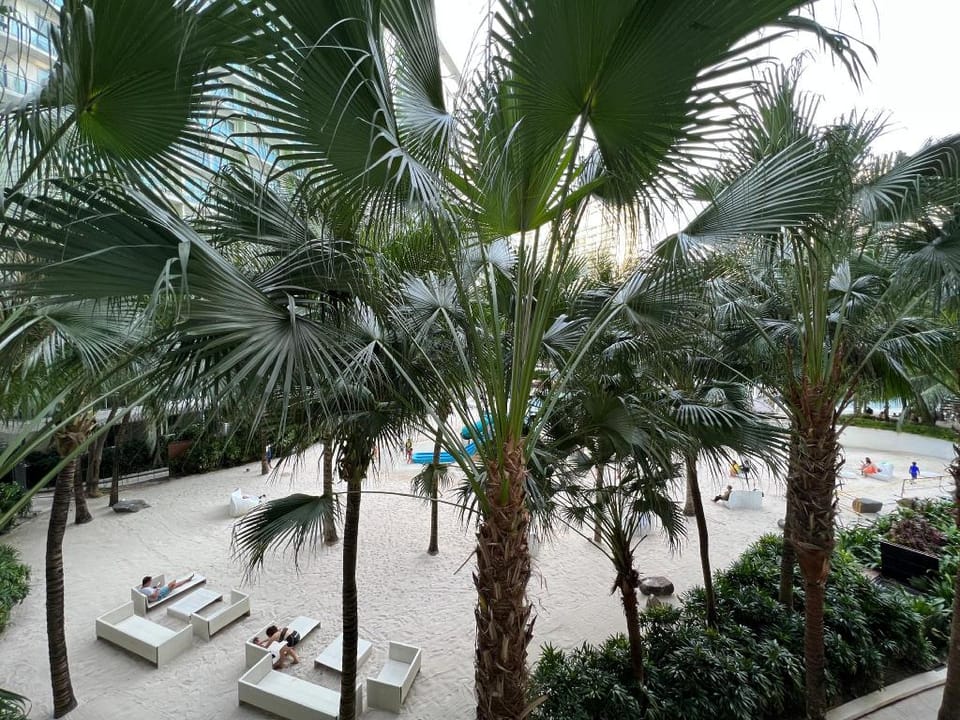 Staycation Beach View @ Azure Condo Apartment in Paranaque