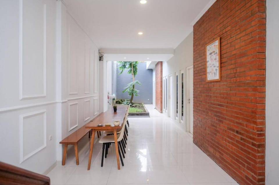 Urbanview Stay @H jakal by RedDoorz Hotel in Special Region of Yogyakarta