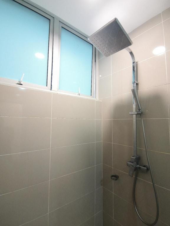 NEAR IMAGO | KGS HOME SUTERA AVENUE | 12-14pax【DH】 Apartment in Kota Kinabalu