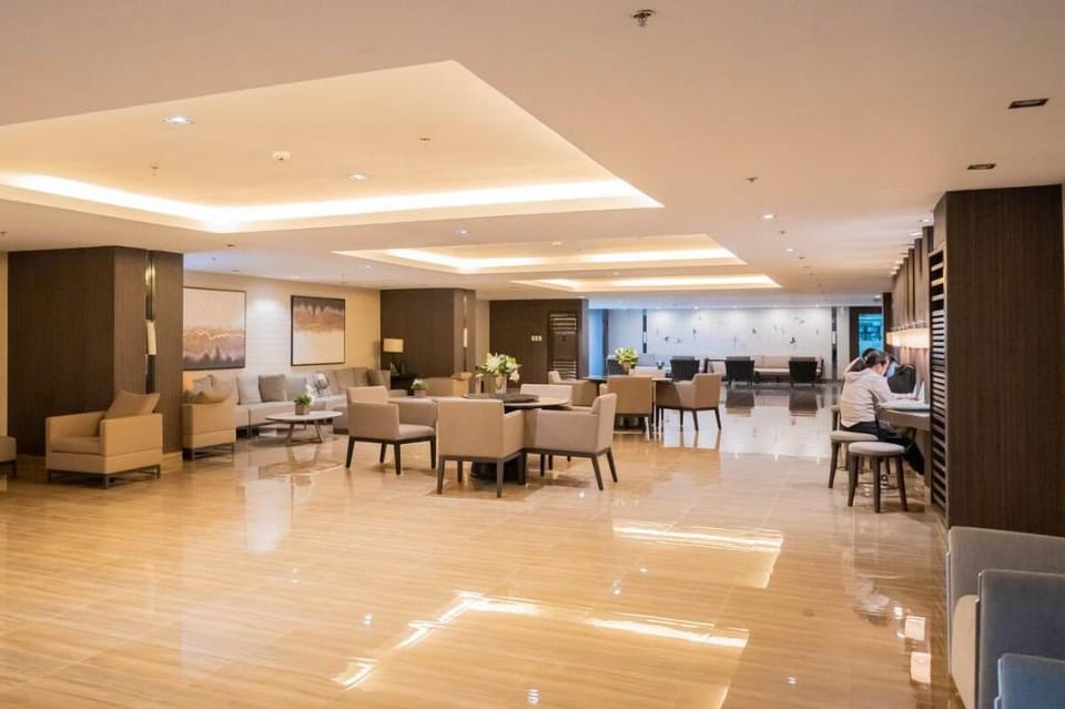 House of Tulips in Air Residences Makati Apartment in Pasay