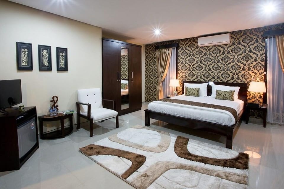 Four Bedroom Modern Villa at Seminyak w/Pool Vacation rental in North Kuta
