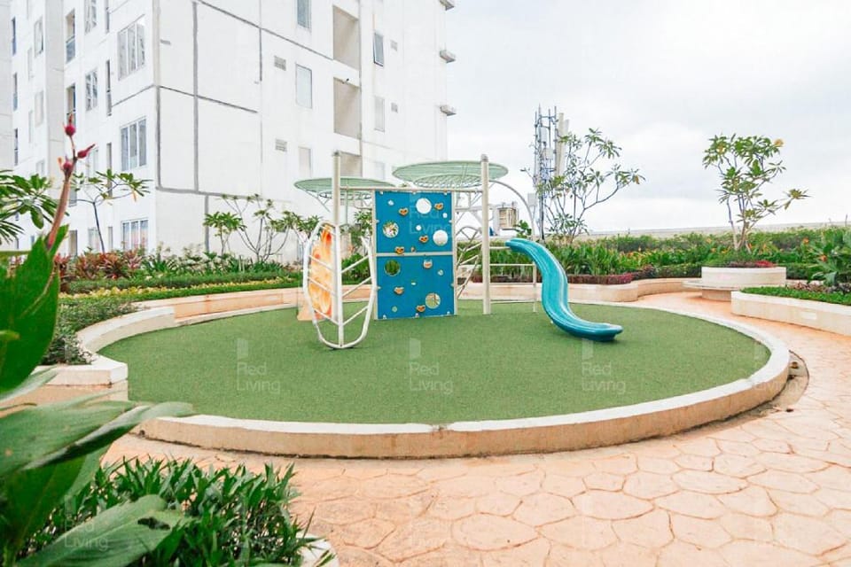 RedLiving Apartemen Bassura City - Gracefull Rooms Hotel in Jakarta